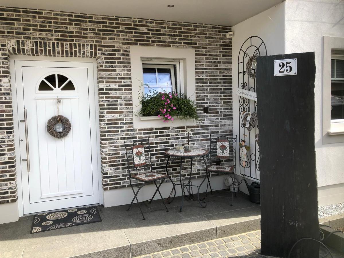 Homeflair Niederkassel Bagian luar foto